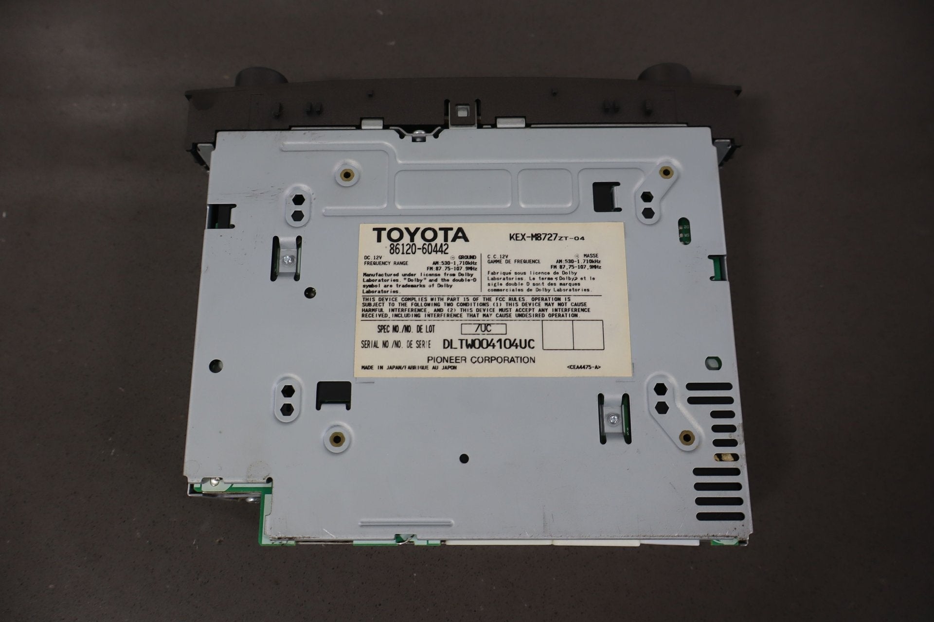 2003-2005 Lexus GX470 Radio Control Unit 86120-60441 Cassette Player