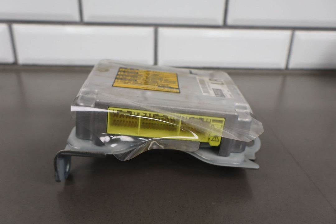 2003 - 2005 Lexus LX470 Driver & Passenger Air Bags W/Control Module