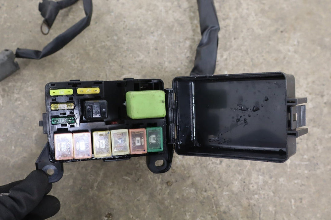 2003 - 2005 Mazda MX - 5 Miata NB - Engine Fuse Box - Manual, NO ABS