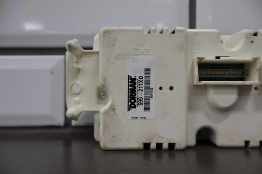 2003 - 2006 Cadillac Escalade Automatic Temperature Climate Controls 15855848