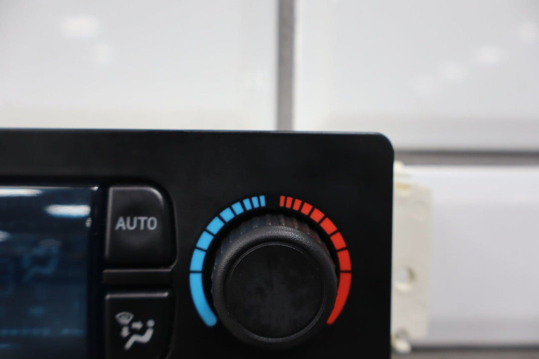 2003 - 2006 Cadillac Escalade Automatic Temperature Climate Controls 15855848
