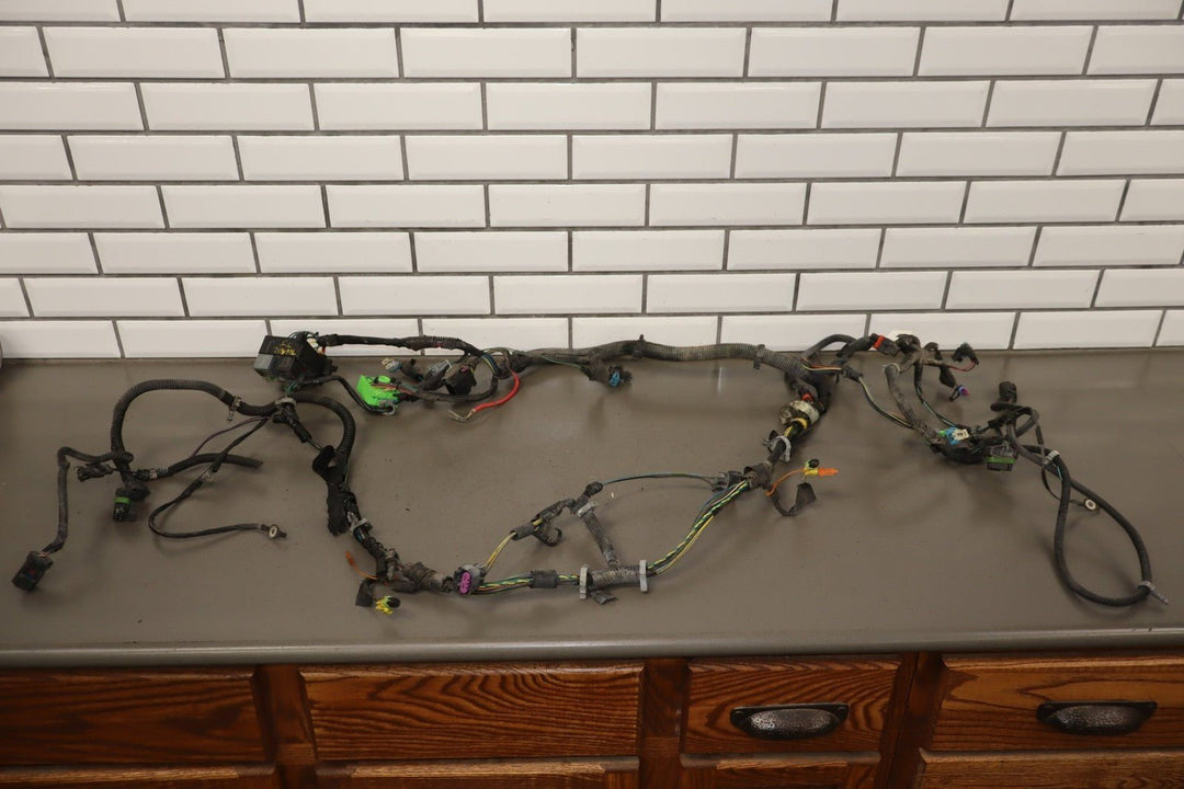 2003 - 2006 Cadillac Escalade Cooling Fan Wiring Harness & Fuse Box