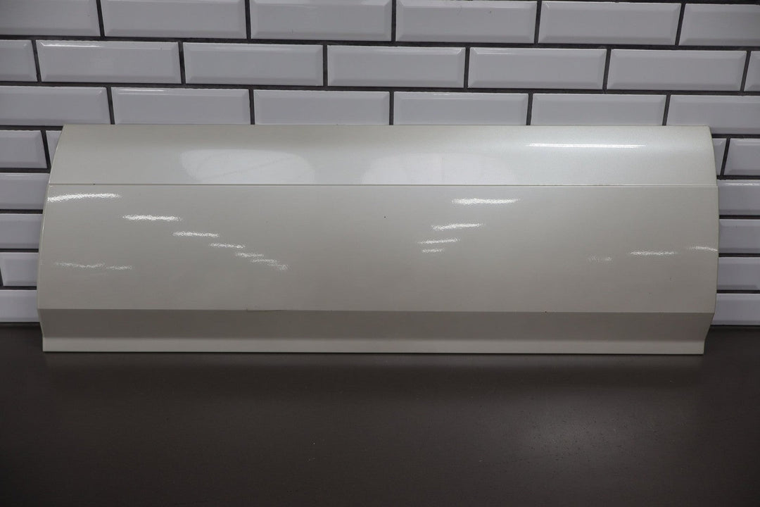 2003 - 2006 Cadillac Escalade Right Front Door Molding