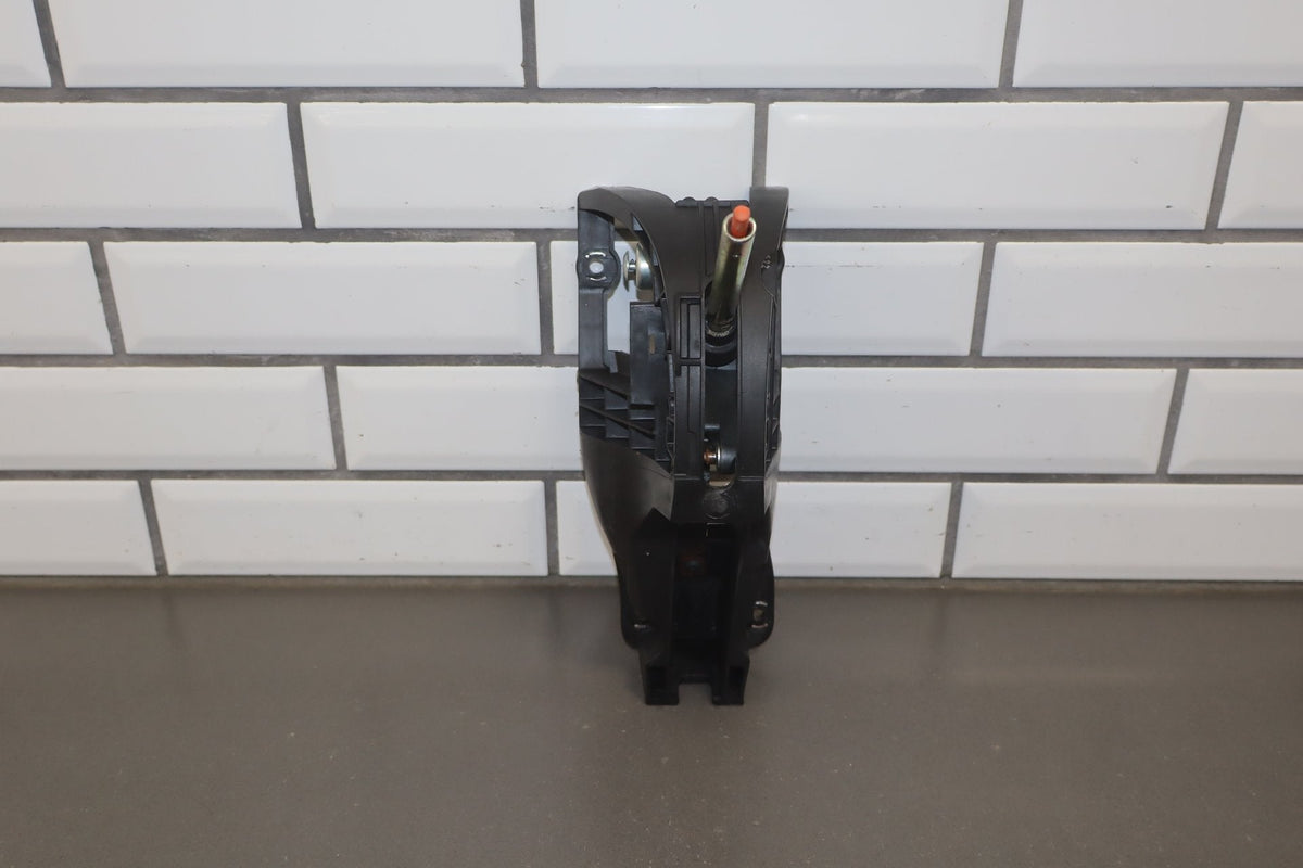 2003-2006 Chevrolet SSR Floor Shifter OEM