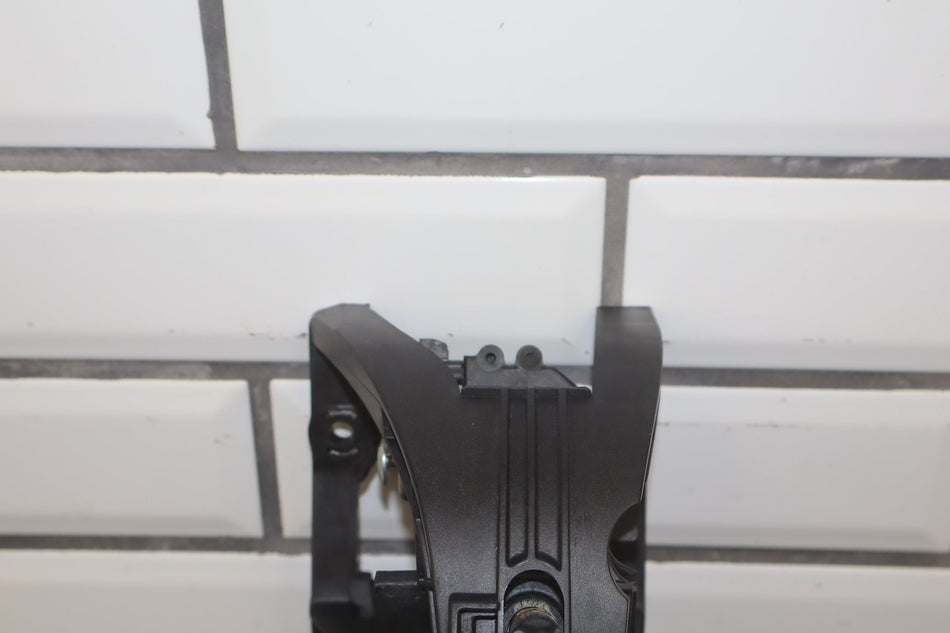 2003-2006 Chevrolet SSR Floor Shifter OEM