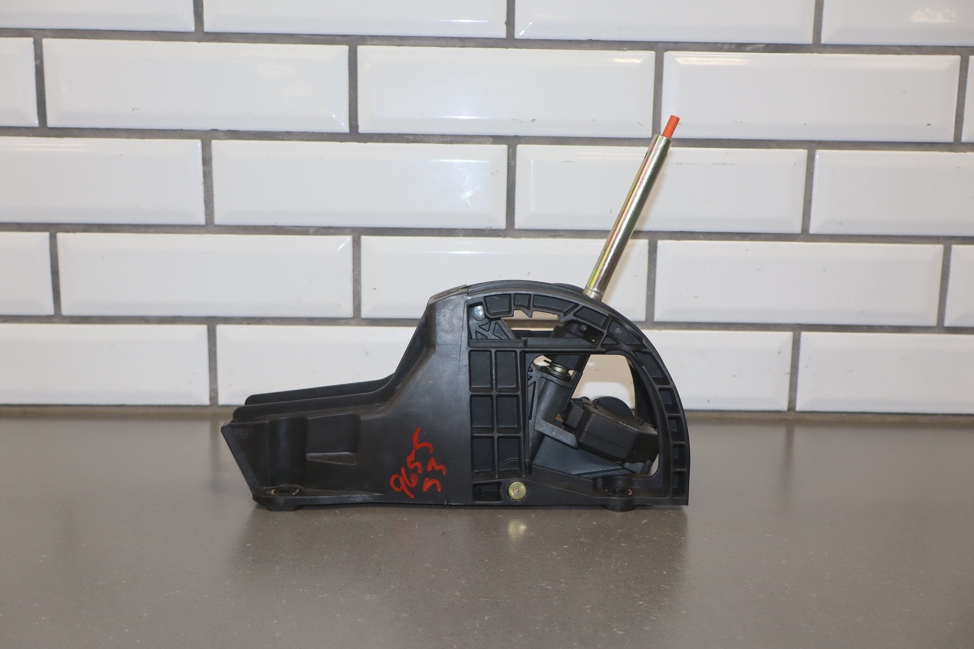 2003-2006 Chevrolet SSR Floor Shifter OEM