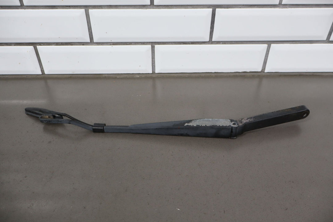 2003 - 2006 Chevrolet SSR Pair OEM Wiper Arms *No Blades*