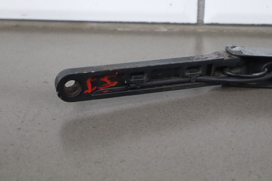 2003 - 2006 Chevrolet SSR Pair OEM Wiper Arms *No Blades*