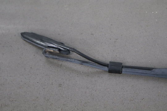2003 - 2006 Chevrolet SSR Pair OEM Wiper Arms *No Blades*