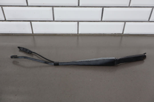 2003 - 2006 Chevrolet SSR Pair OEM Wiper Arms *No Blades*