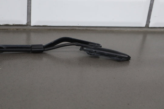2003 - 2006 Chevrolet SSR Pair OEM Wiper Arms *No Blades*