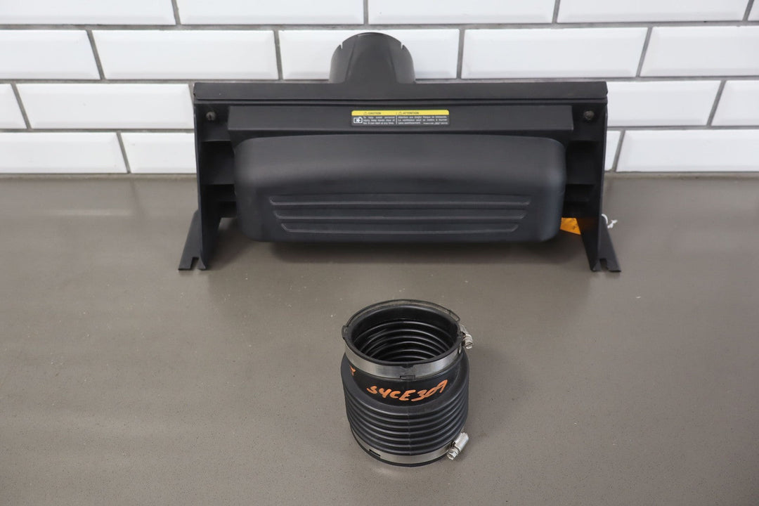 2003 - 2006 Chevy SSR Air Intake Cleaner (NO Mass Air Flow Sensor) 5.3L LM4