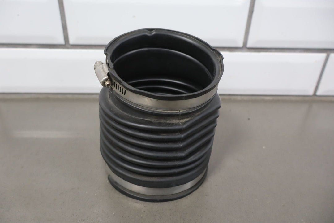 2003 - 2006 Chevy SSR Air Intake Cleaner (NO Mass Air Flow Sensor) 5.3L LM4