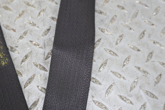 2003 - 2006 Chevy SSR Front Right Passenger Seat Belt Retractor (Ebony 19i)