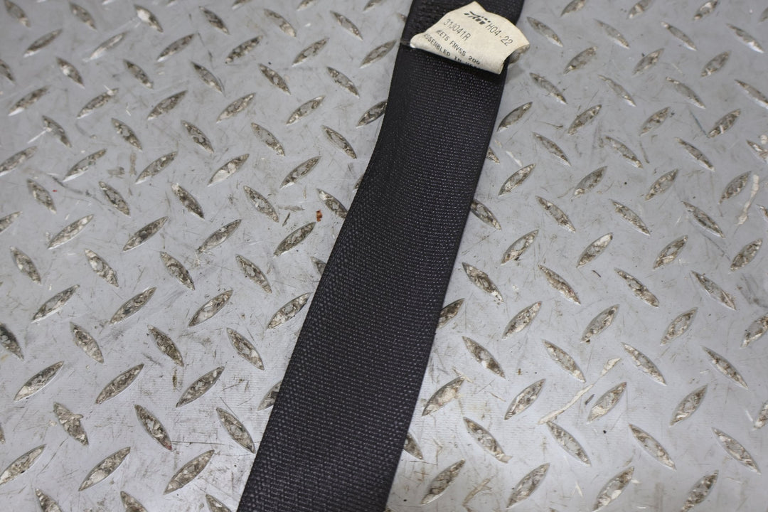2003 - 2006 Chevy SSR Front Right Passenger Seat Belt Retractor (Ebony 19i)