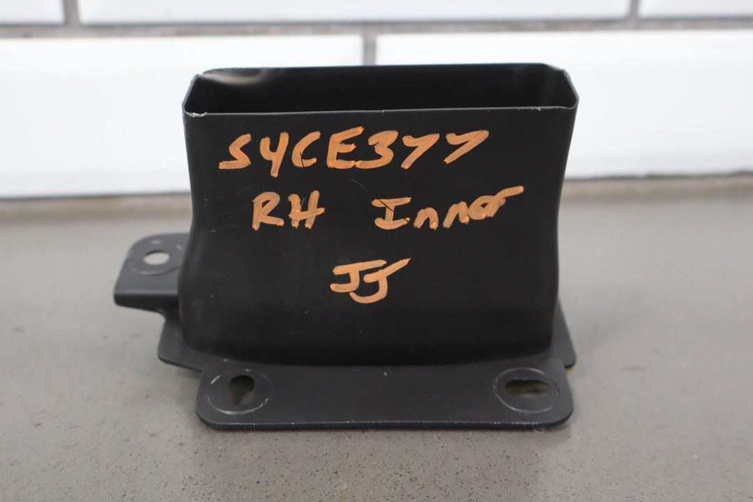 2003 - 2006 Chevy SSR RH Right Passenger INNER Dash Vent