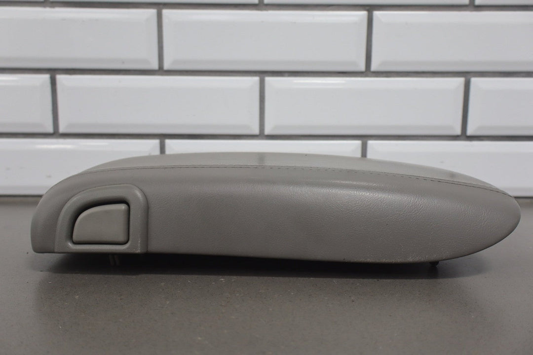 2003 - 2006 GMC Yukon Console Lid OEM Stone Gray 922