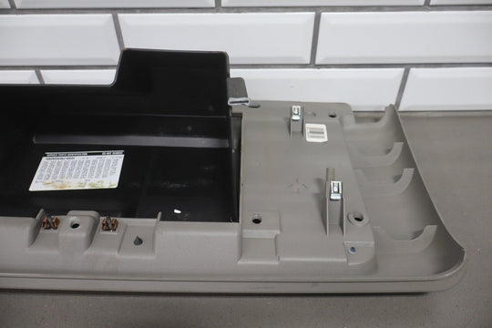 2003 - 2006 GMC Yukon Denali Glove Box Stone Gray 922 GMT800