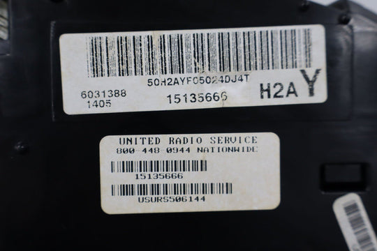 2003 - 2006 GMC Yukon Denali Speedometer Cluster 15135666