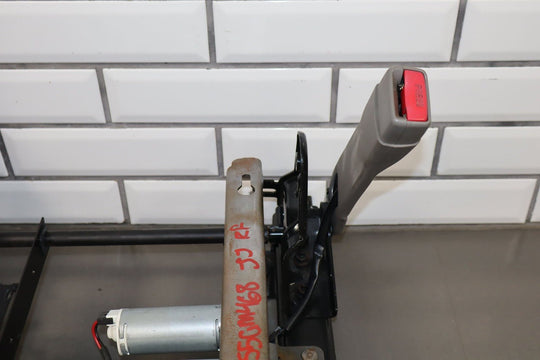 2003 - 2006 GMC Yukon Front GMT800 12 Way Left Front Power Seat Track