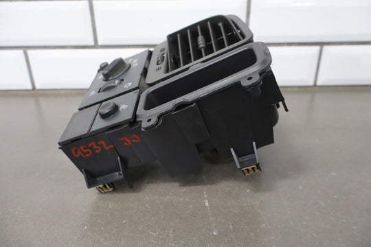 2003 - 2007 Chevrolet Silverado GMT800 Headlight Switch OEM Left Vent