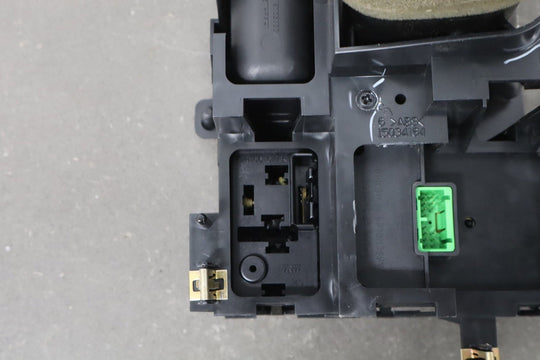 2003 - 2007 Chevrolet Silverado GMT800 Headlight Switch OEM Left Vent