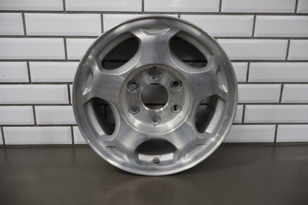 2003 - 2007 Chevrolet Tahoe Single 16x7 (PF9) 5 - Spoke Wheel 09594493 OEM