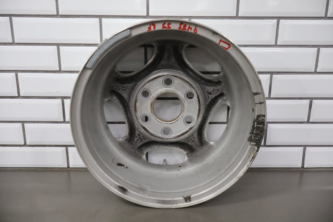 2003 - 2007 Chevrolet Tahoe Single 16x7 (PF9) 5 - Spoke Wheel 09594493 OEM