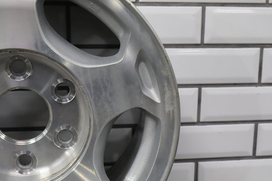 2003 - 2007 Chevrolet Tahoe Single 16x7 (PF9) 5 - Spoke Wheel 09594493 OEM