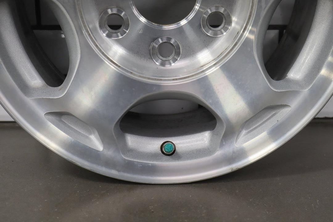 2003 - 2007 Chevrolet Tahoe Single 16x7 (PF9) 5 - Spoke Wheel 09594493 OEM