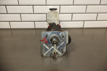 2003-2007 GMC Sierra 2500 Hydroboost Brake Booster 15854059 With Master Cylinder
