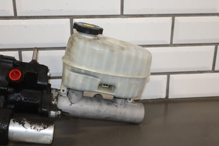 2003-2007 GMC Sierra 2500 Hydroboost Brake Booster 15854059 With Master Cylinder