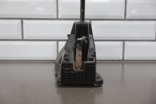 2003 - 2007 Hummer H2 1 - Bolt Style Floor Shifter With Luxury Shift Knob