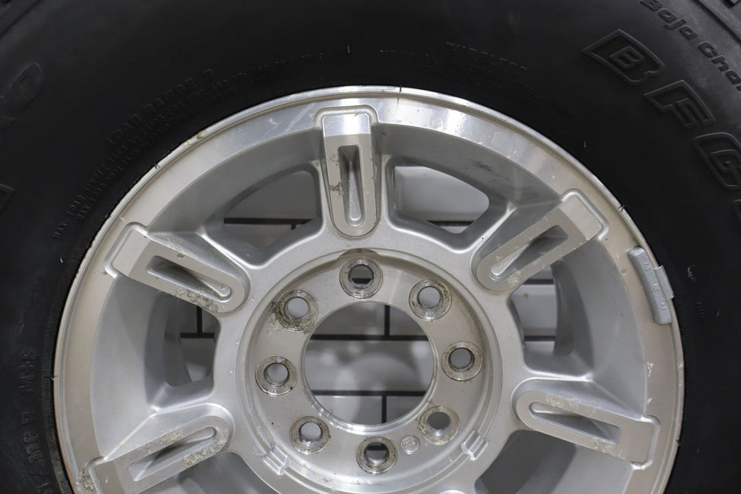 2003 - 2007 Hummer H2 - 17x8.5 Aluminum Wheel W/ Tire