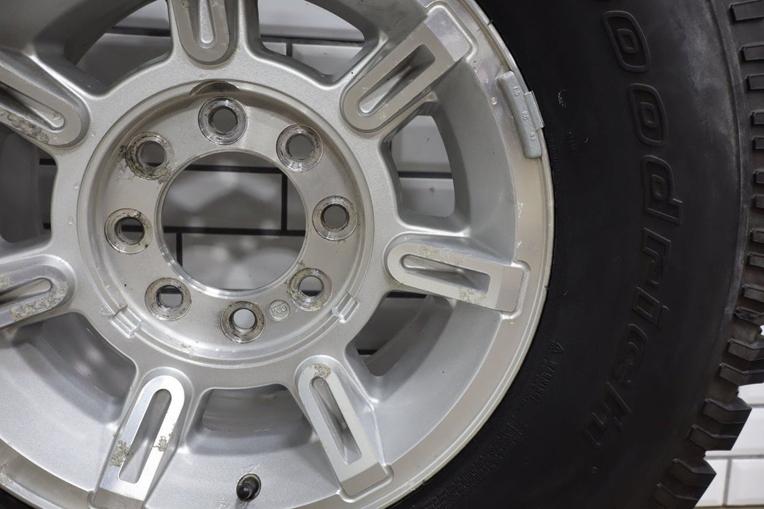 2003 - 2007 Hummer H2 - 17x8.5 Aluminum Wheel W/ Tire