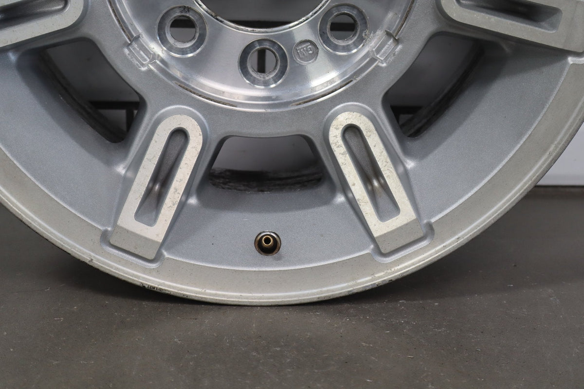 2003-2007 Hummer H2 17x8.5 OEM Wheel- Single Silver