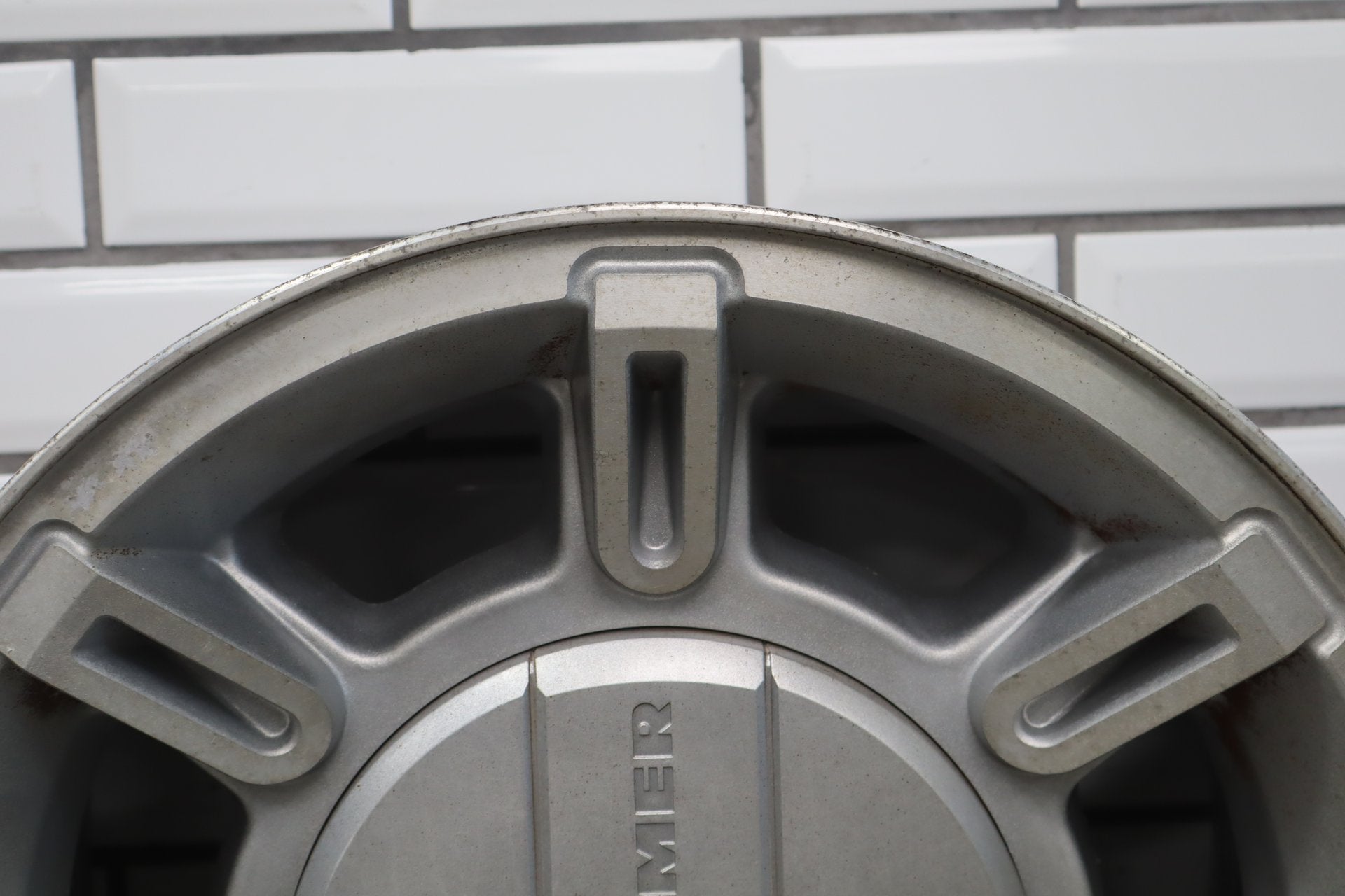2003-2007 Hummer H2 17x8.5 OEM Wheel- Single Silver
