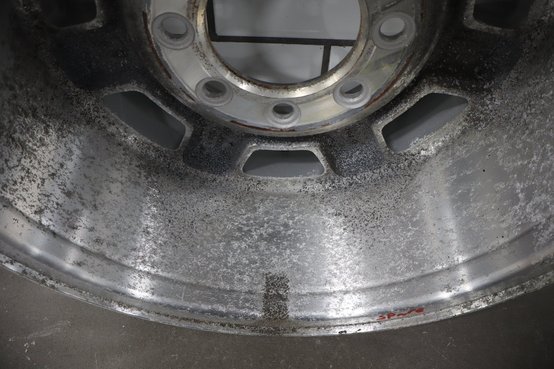 2003-2007 Hummer H2 17x8.5 OEM Wheel- Single Silver