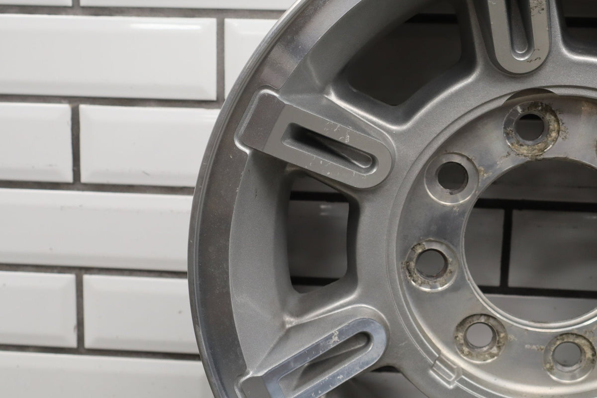 2003-2007 Hummer H2 17x8.5 OEM Wheel - Single Silver