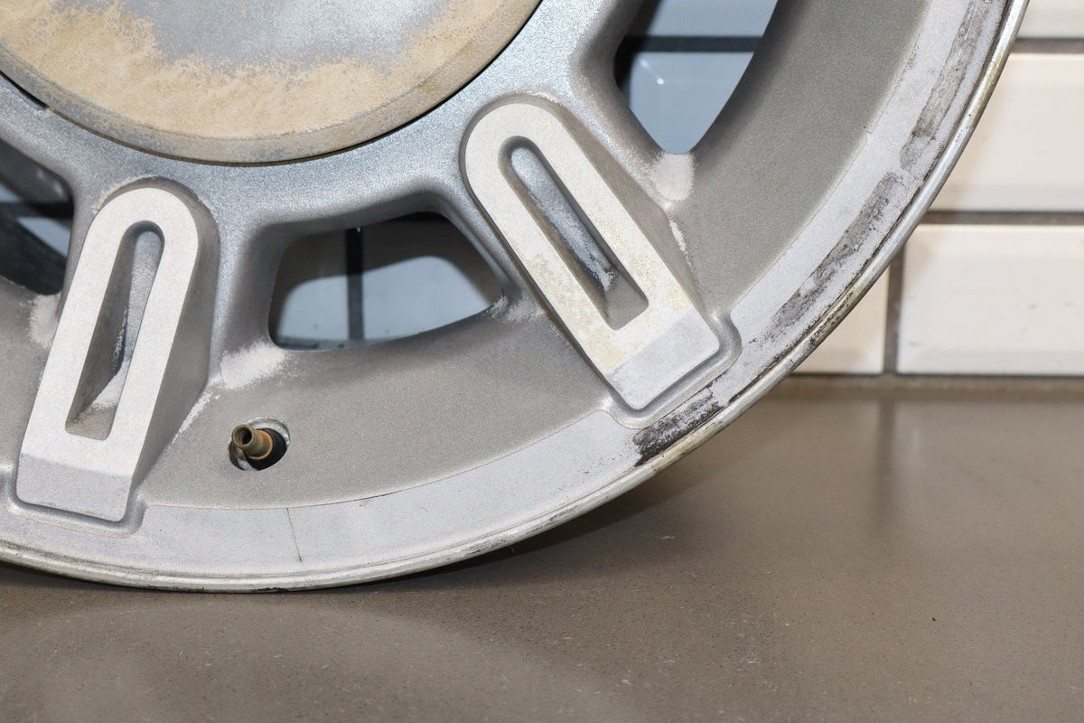 2003-2007 Hummer H2 17x8.5 OEM Wheel - Single Silver