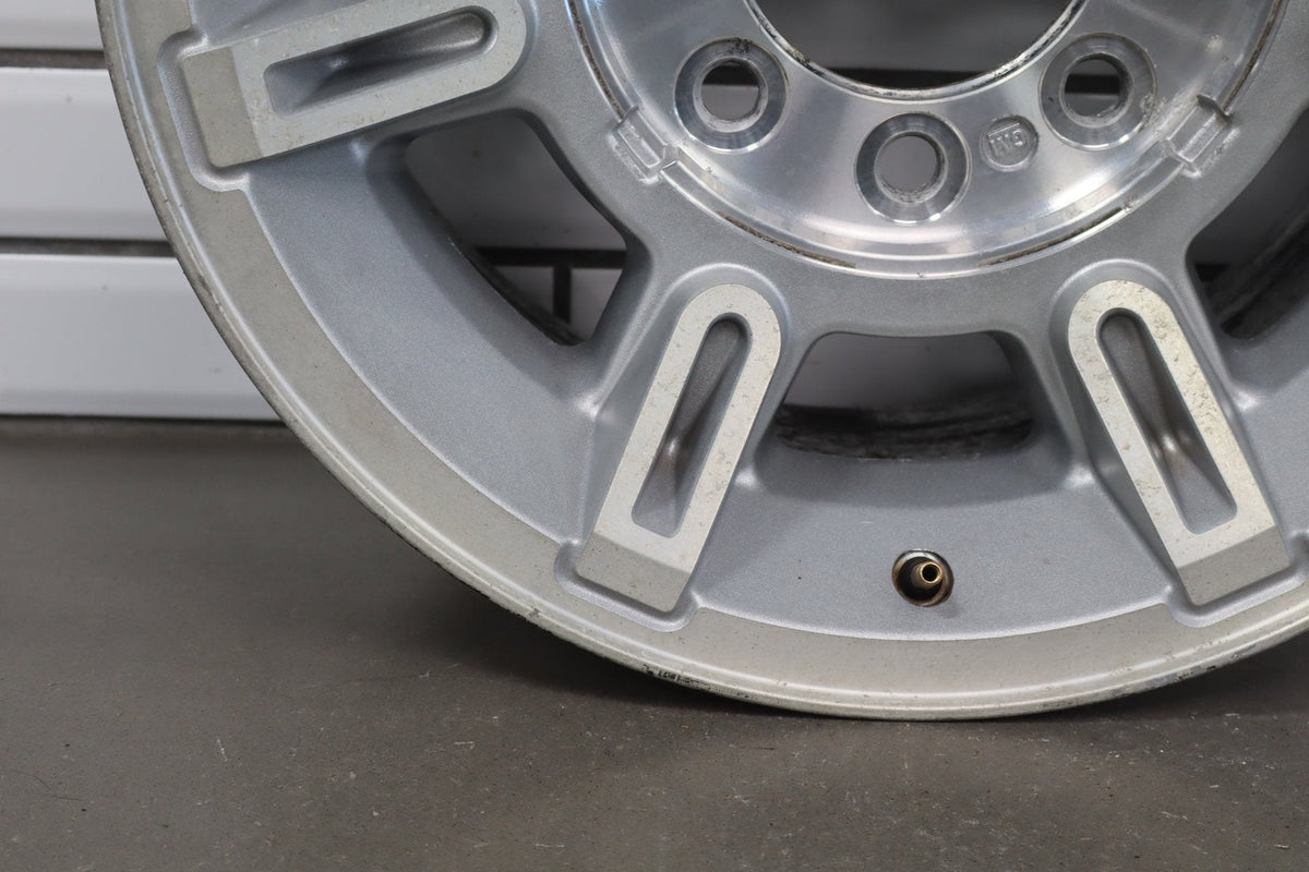 2003-2007 Hummer H2 17x8.5 OEM Wheel- Single Silver