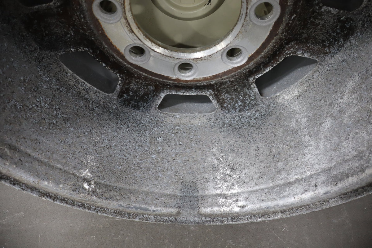 2003-2007 Hummer H2 17x8.5 OEM Wheel- Single Silver