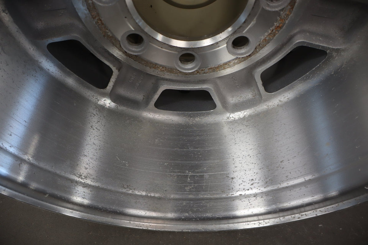 2003-2007 Hummer H2 17x8.5 OEM Wheel- Single Silver