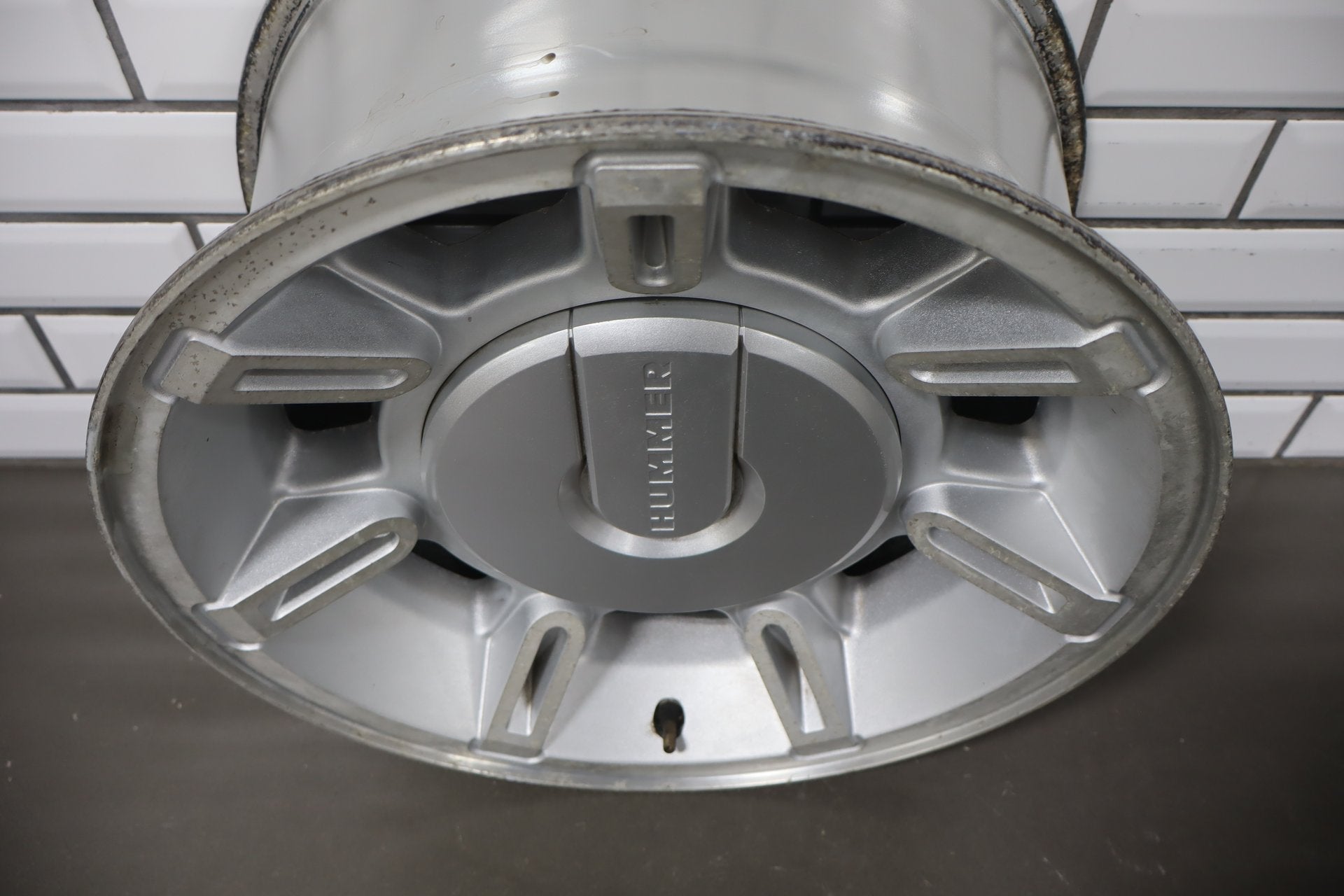 2003-2007 Hummer H2 17x8.5 OEM Wheel- Single Silver