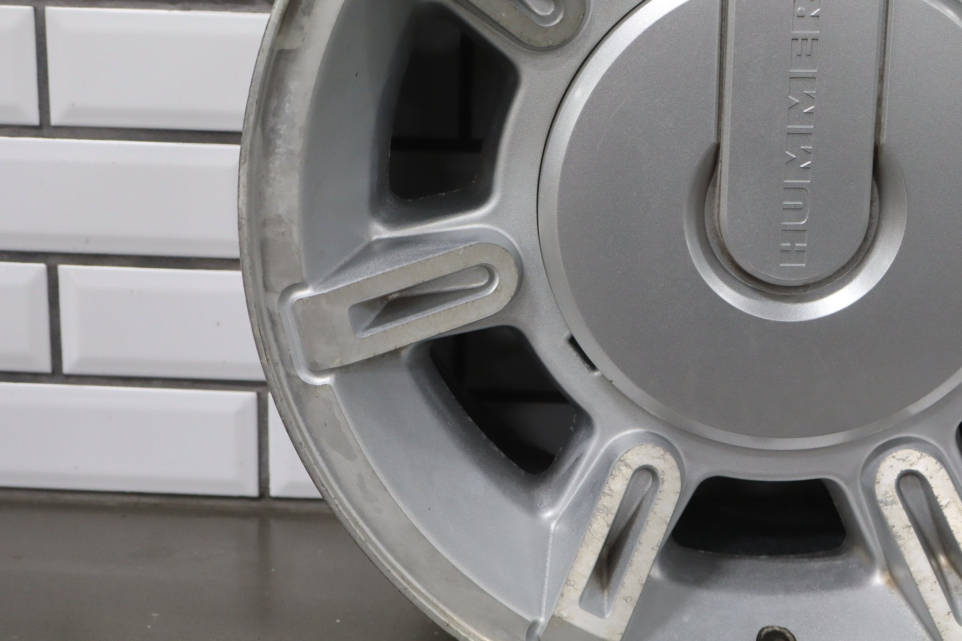 2003-2007 Hummer H2 17x8.5 OEM Wheel- Single Silver