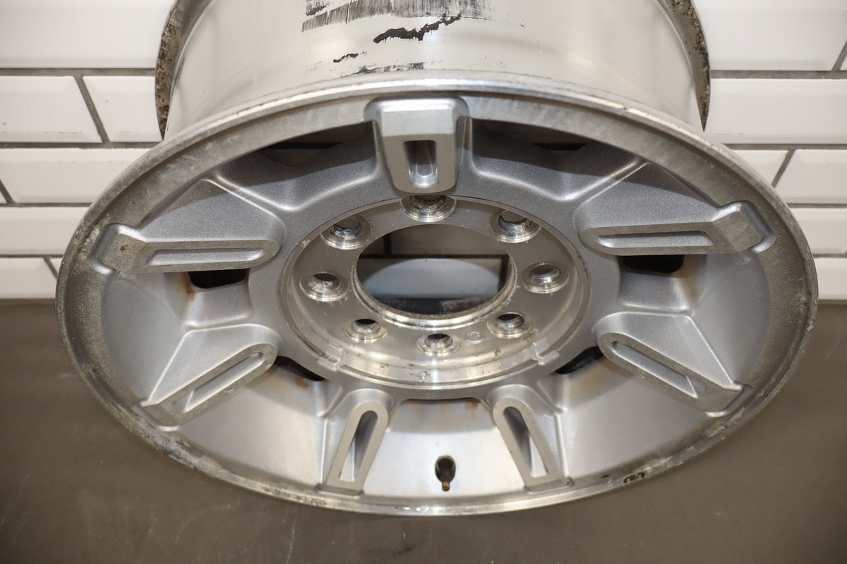 2003-2007 Hummer H2 17x8.5 OEM Wheel - Single Silver