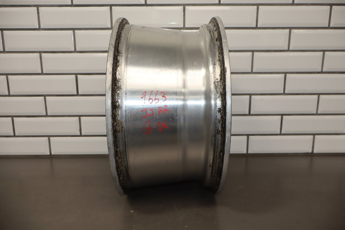 2003-2007 Hummer H2 17x8.5 OEM Wheel- Single Silver