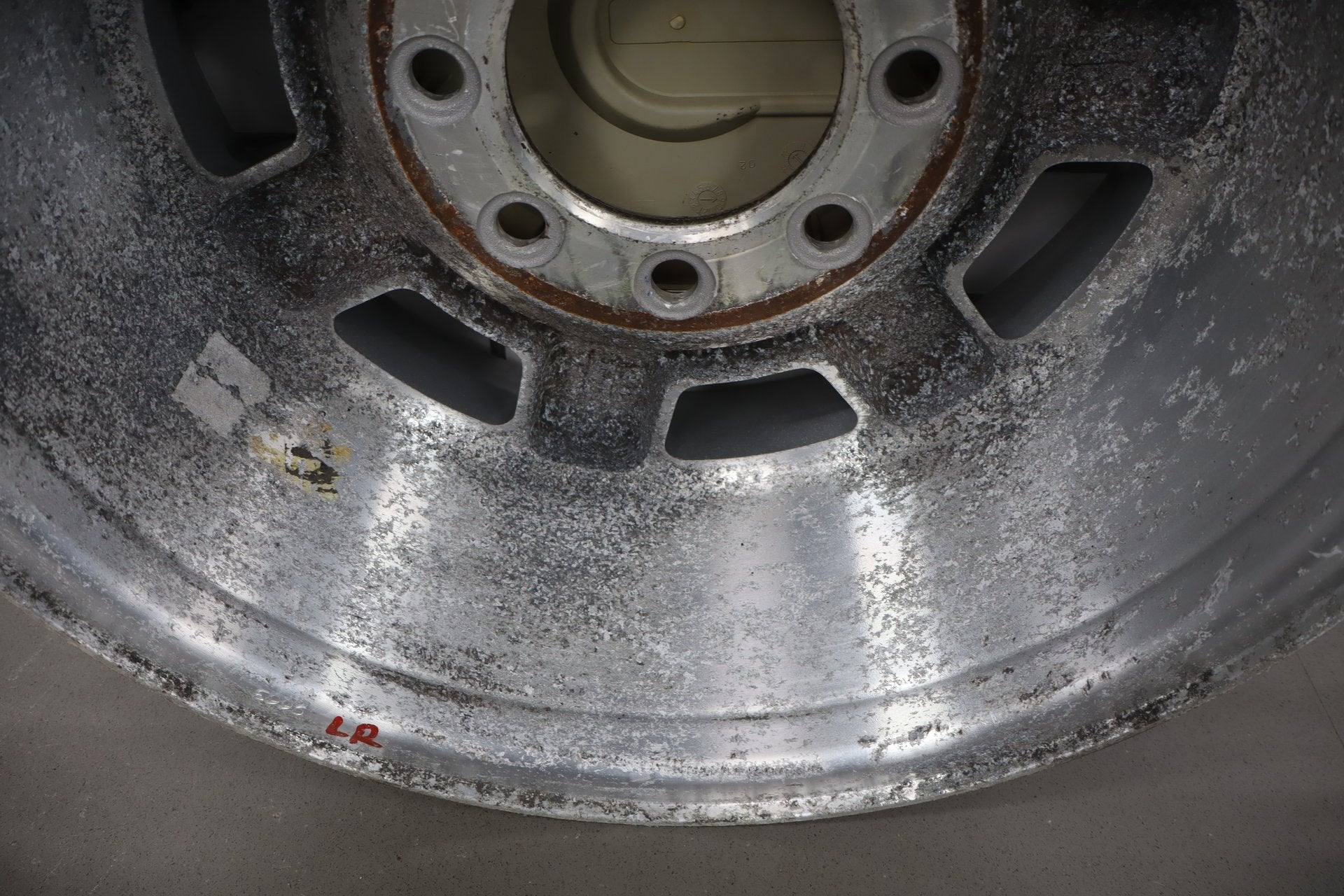 2003-2007 Hummer H2 17x8.5 OEM Wheel- Single Silver