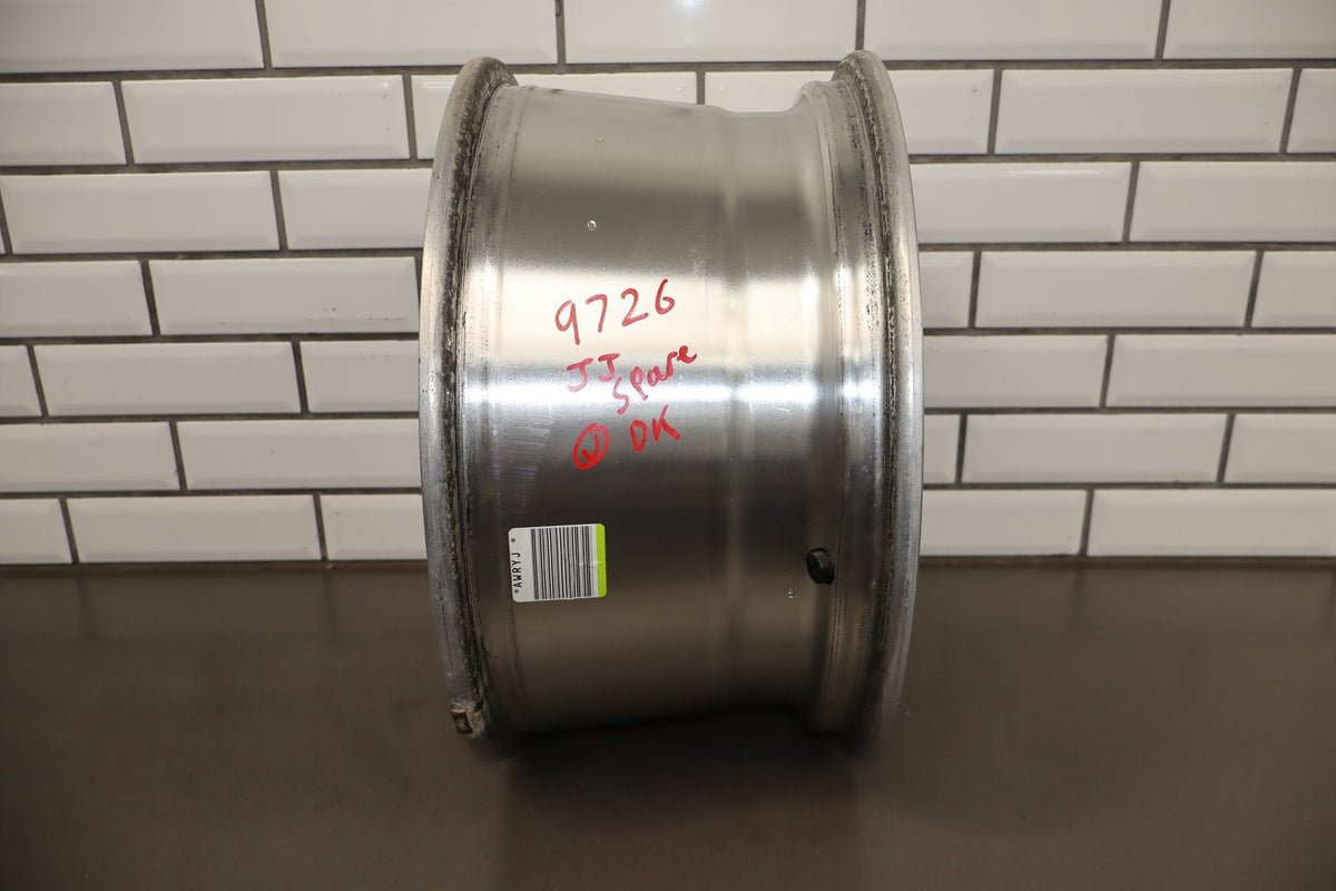 2003-2007 Hummer H2 17x8.5 OEM Wheel - Single Silver