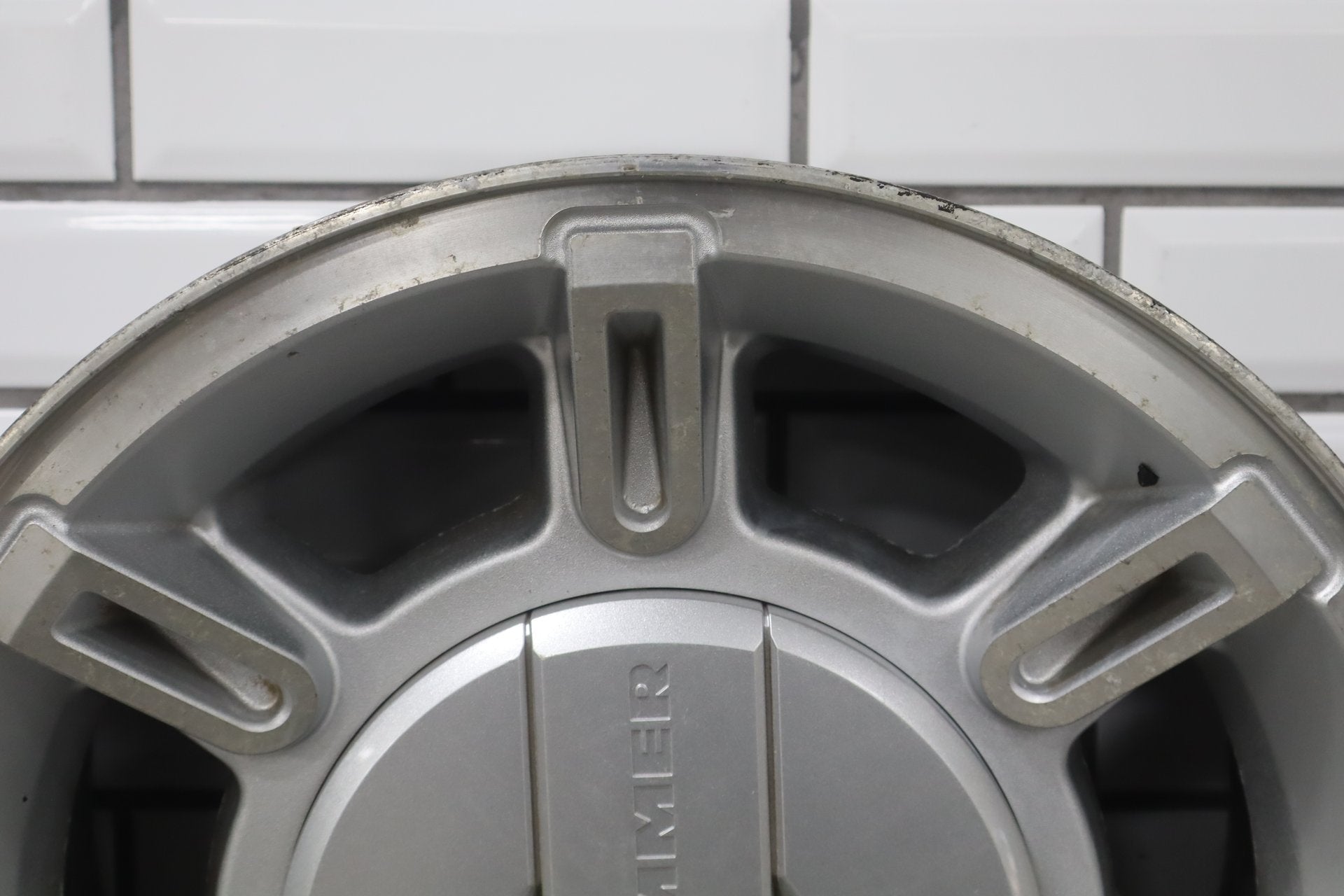 2003-2007 Hummer H2 17x8.5 OEM Wheel- Single Silver